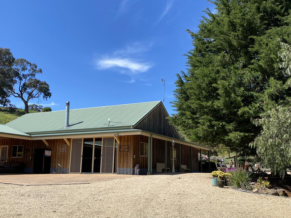 Daisy Hill Lodge Bonnie Doon Lodge 2 Cottage for Rent in Bonnie Doon