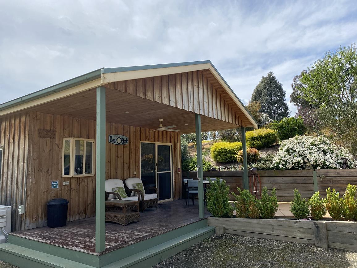 Daisy Hill Lodge Bonnie Doon Lodge 3 Cabin for Rent in Bonnie Doon