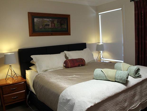 Photo 6 for Elm Cottage Tumut - Blue Gum Cottage