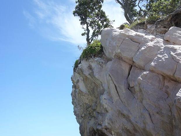 Photo 15 for XSPOT - Off-grid Cliff Top Apartment For Two in 4WD Location