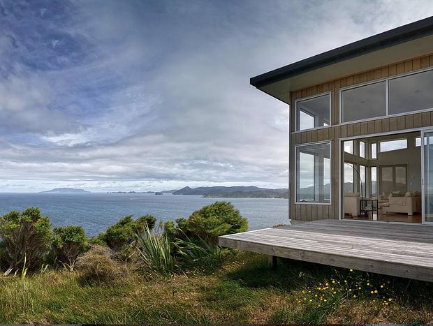 Photo 4 for XSPOT - Off-grid Cliff Top Apartment For Two in 4WD Location