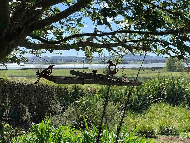 Photo 7 for Karaka Seaview Cottage