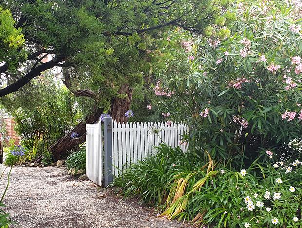 Photo 4 for Kipsie Cottage - Point Lonsdale