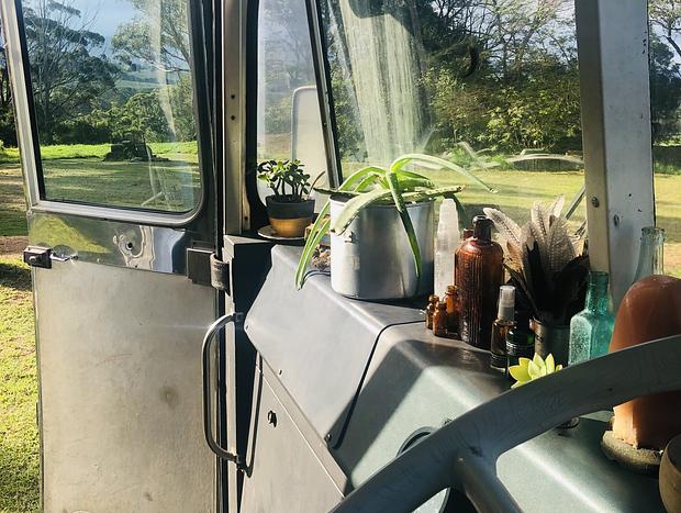 Photo 18 for Woodstock Dreamers Glamping bus/outdoor bath Milton