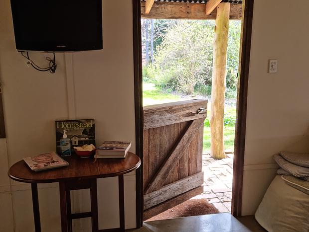 Photo 15 for The Humpy: A great place for a romantic getaway!