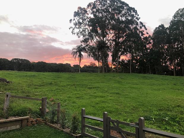 Photo 17 for Bangalow Bails