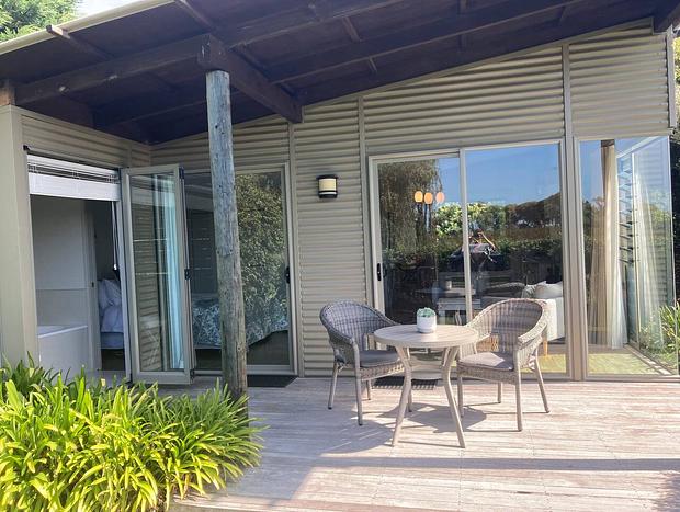 Photo 18 for Te Awanga Cottages - Awa