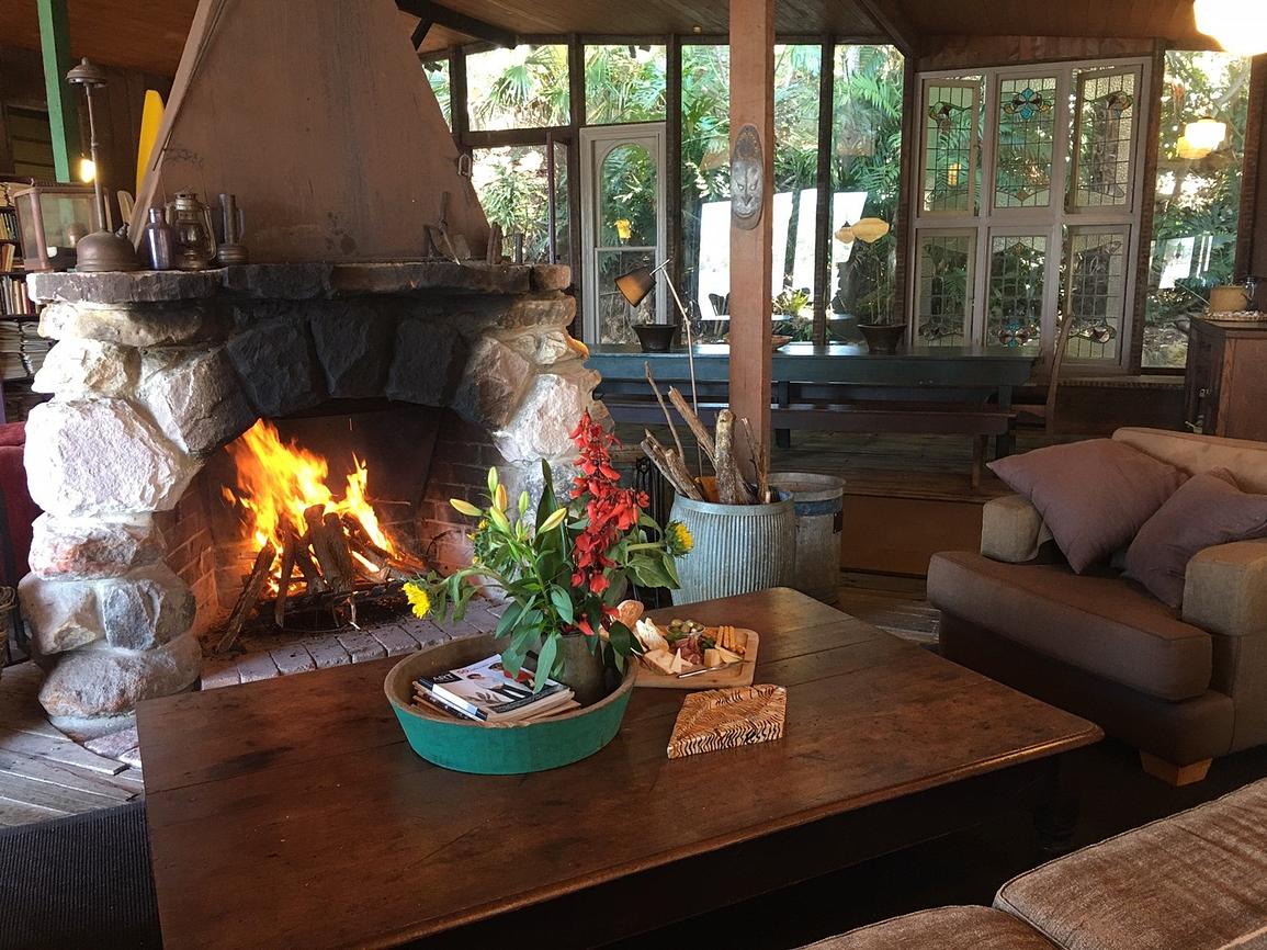 OXLEY BOATSHED . stunning waterfront boatshed w open fire HAWKESBURY