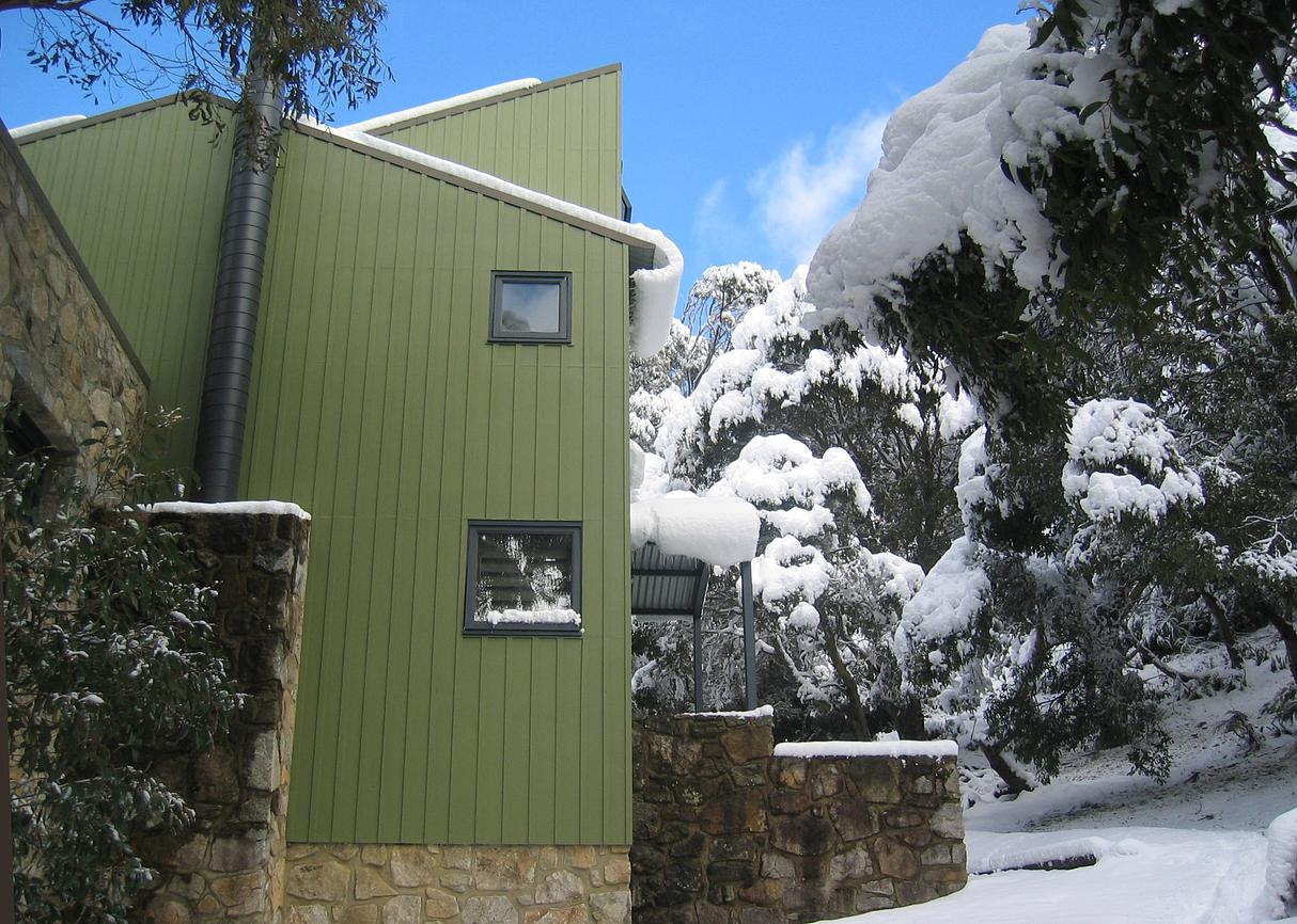 Oberdere Chalet Thredbo Cabin for Rent in Kosciuszko National Park