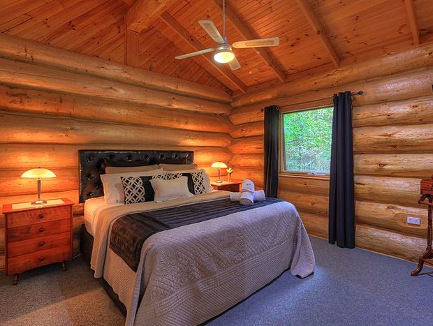 Photo 6 for Tewksbury Lodge - Canadian Style Log Cabin