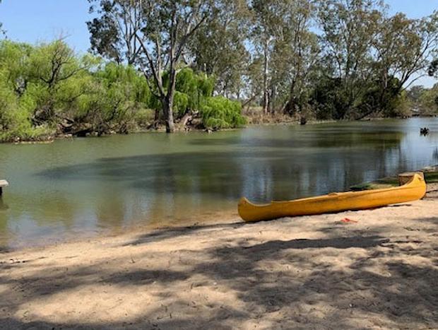 Life on the banks of the Goulburn River