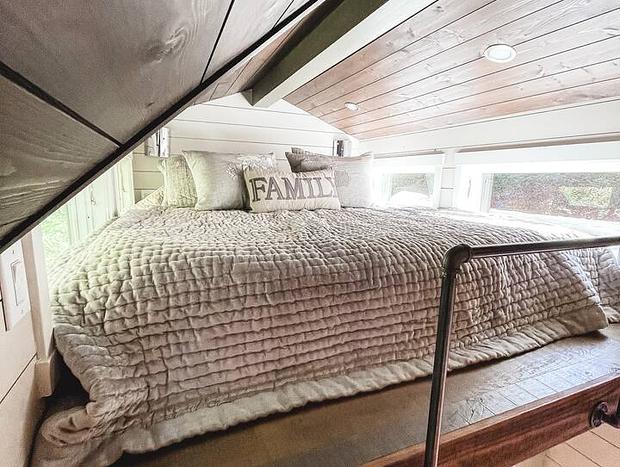 Photo 13 for Wrigley - Brand New Tiny House in the Woods