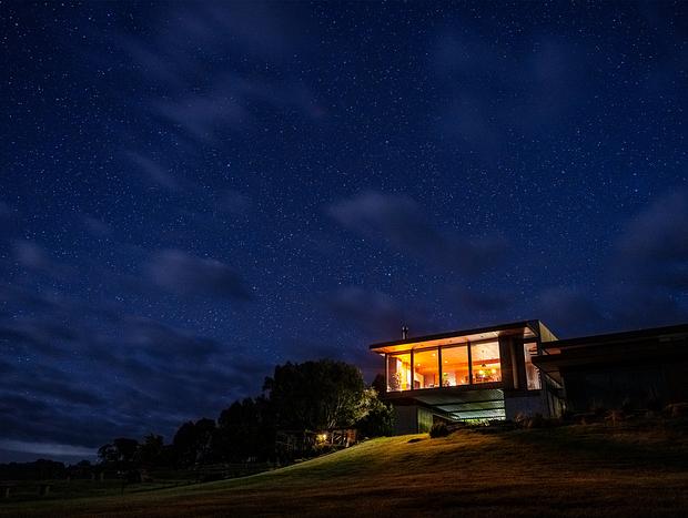 Photo 6 for BullerRoo - Big Sky Views - Luxury High Country Chalet