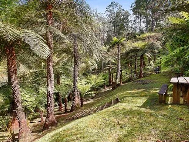 Photo 28 for Treetops at Warburton Three bedroom plus studio (4th bedroom)
