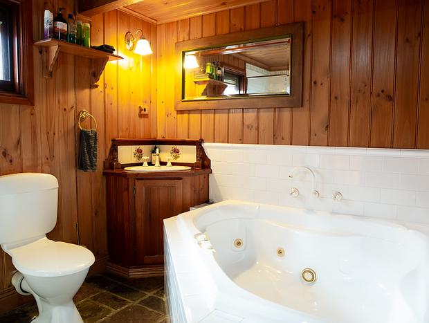 Photo 26 for Vivere Retreat - 2 Bedroom Cottage