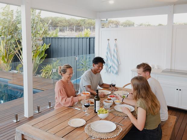 Photo 7 for Luxury Chalet By The Bay