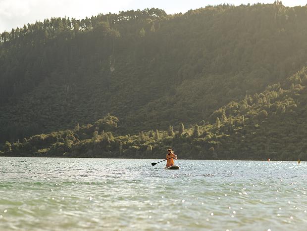 Photo 3 for Stand Up Paddling at Lake Tikitapu