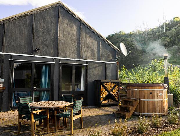 Photo 13 for Converted Woolshed - Comfort and Character