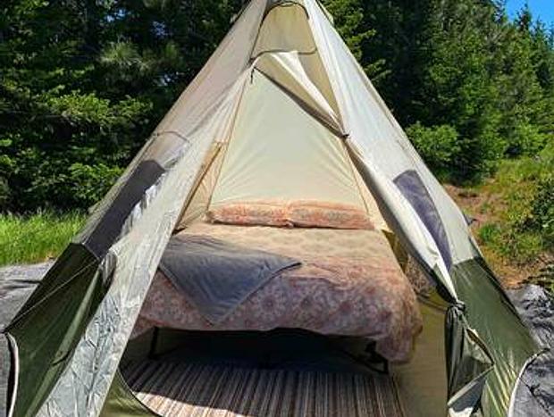 Photo 9 for White Aspen Colchuck Enchantments Luxury Tent