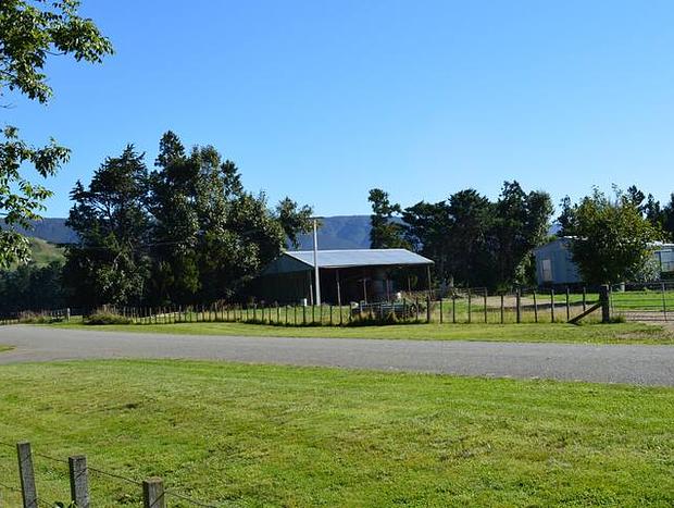 Photo 18 for The Kereru Lodge Gospel Hall - Private Spa-Pool