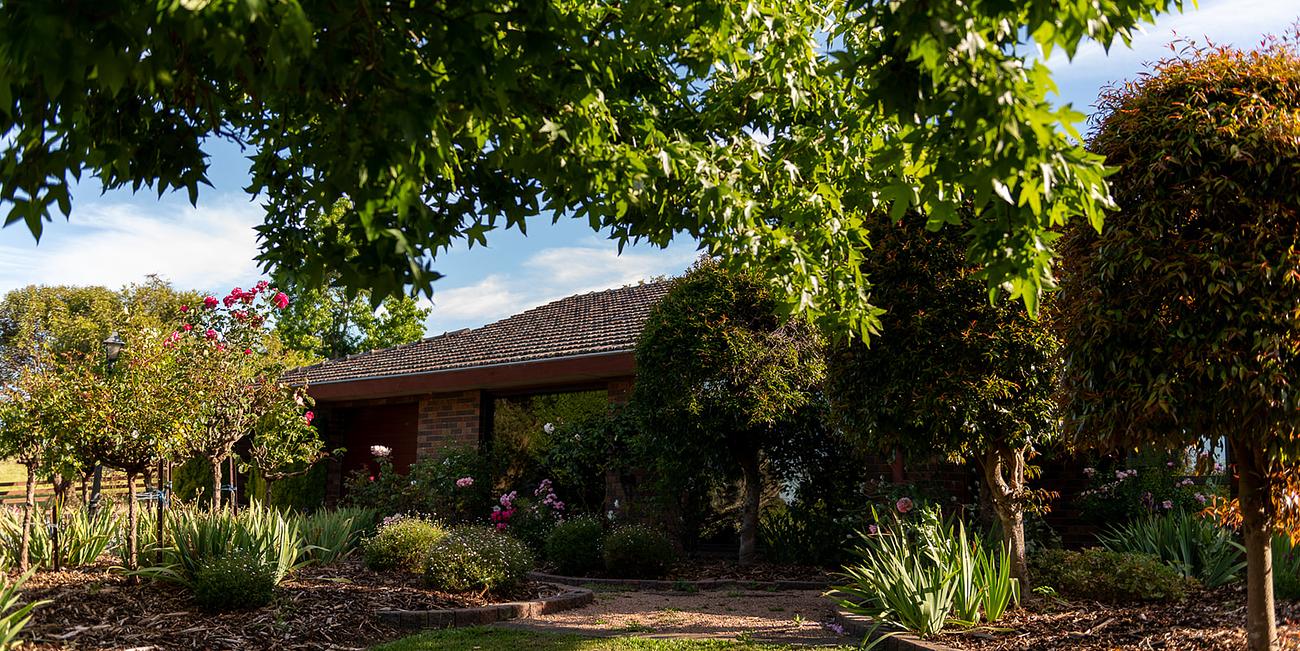 Gallrae Farm Stay House for Rent in Driffield, Gippsland, VIC, AU