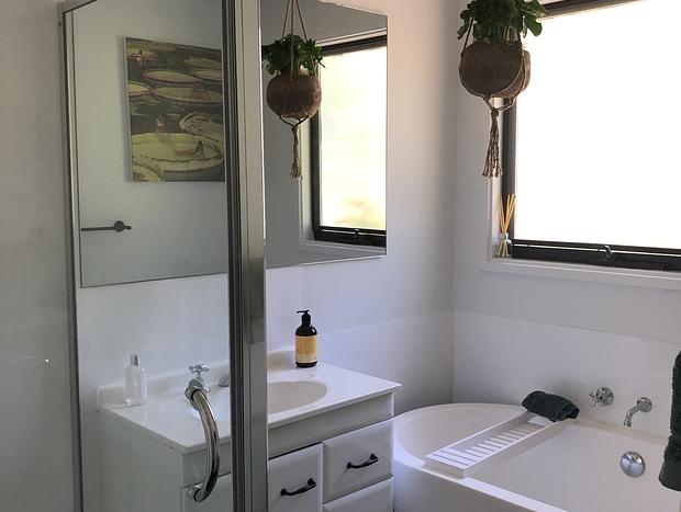 Photo 13 for Treetops at Warburton Three bedroom plus studio (4th bedroom)