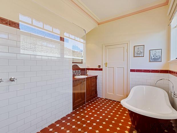 Photo 20 for Federation House In Town Near Lake Mulwala