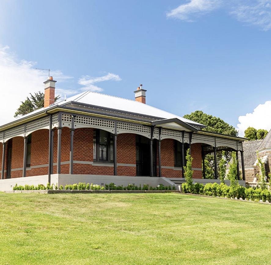 Gordon Manor House for Rent in Gordon, Goldfields, VIC, AU Riparide