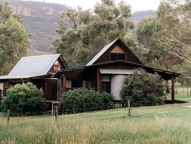 Photo 13 for A Hidden Escape in the Blue Mountains