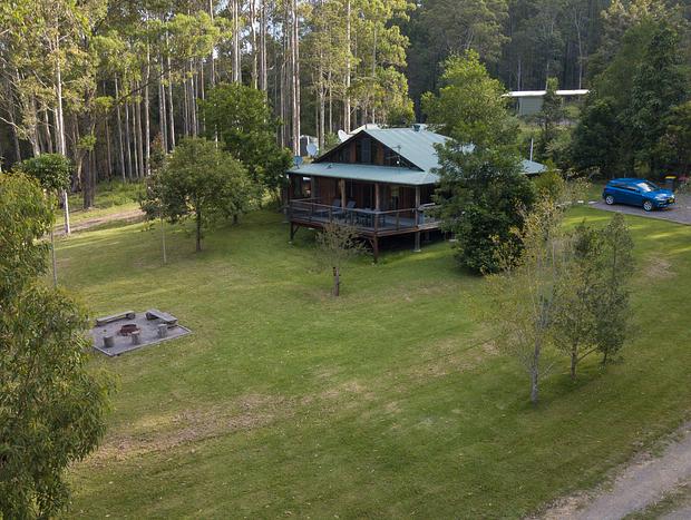 Photo 46 for Escape to the Bush