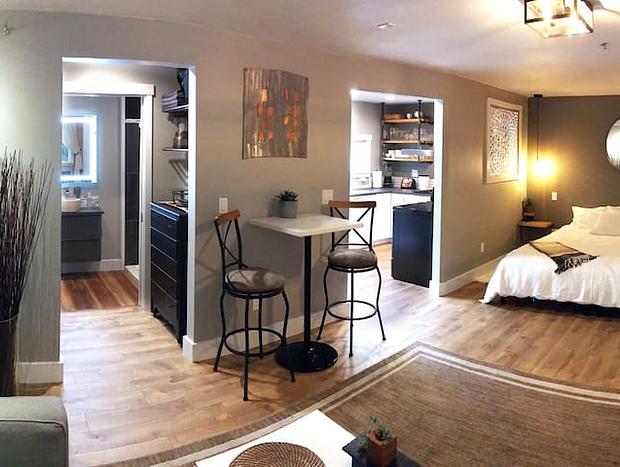 Photo 16 for Chico Bay Inn: King Luxury Garden Suite with Beach Access, Kayaks & Hot Tub