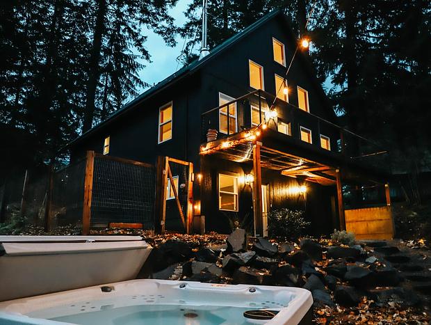 Photo 4 for Treehouse Packwood - Scandinavian Inspired A-Frame