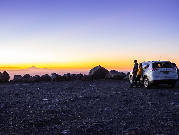 Photo 2 for Sunset at Turoa Ski field Carpark