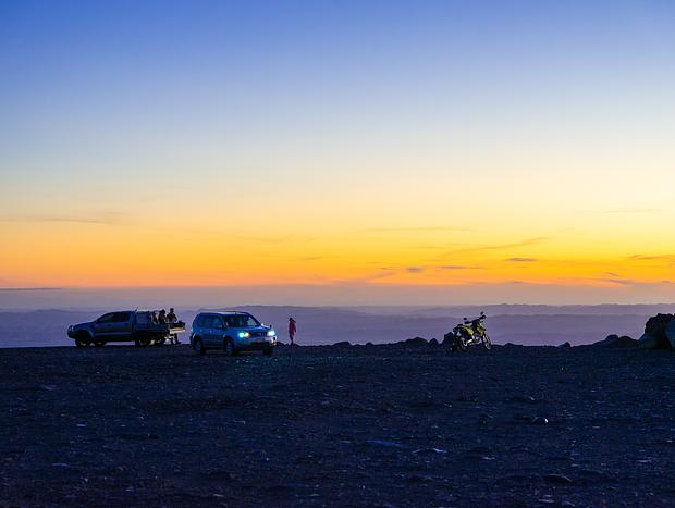 Photo 3 for Sunset at Turoa Ski field Carpark