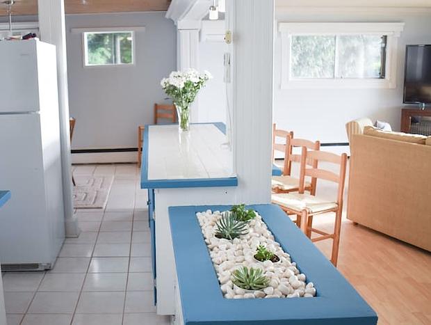 Photo 4 for Waterfront Beachfront Cottage with Amazing Views