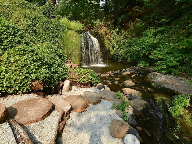 Photo 21 for Private Cottage Right On Creek & 15 Foot Waterfall