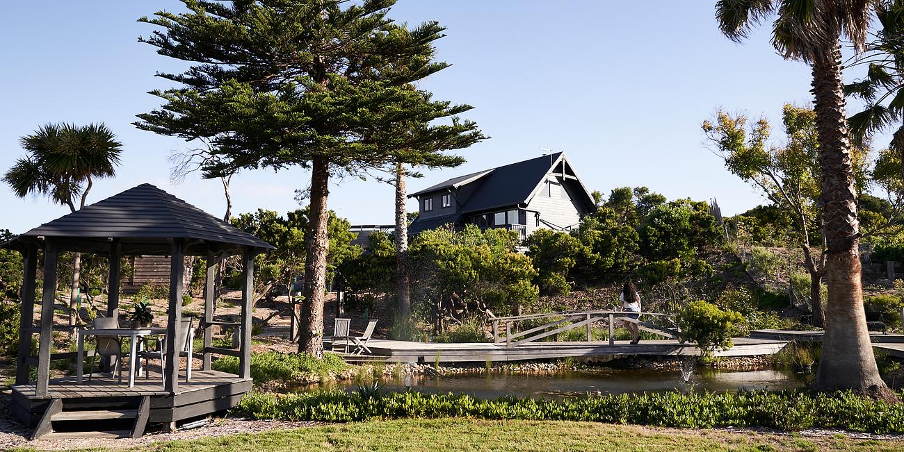 The St Andrews Beach Lodge With Private Outdoor Spa House for Rent in