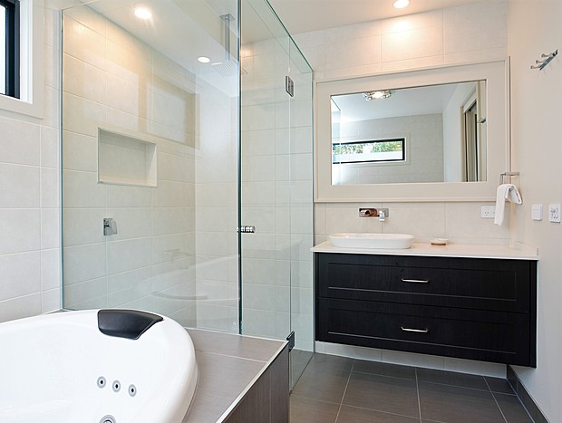 Photo 9 for Coastal View Cabins - Deluxe Spa Cabins