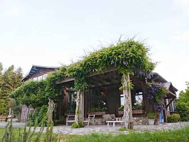 Photo 5 for The Coach House - 40 Acres & Dog-friendly