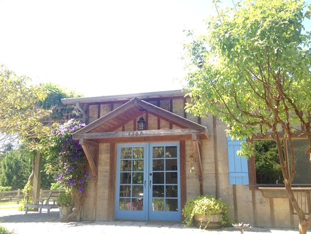 Photo 6 for The Coach House - 40 Acres & Dog-friendly