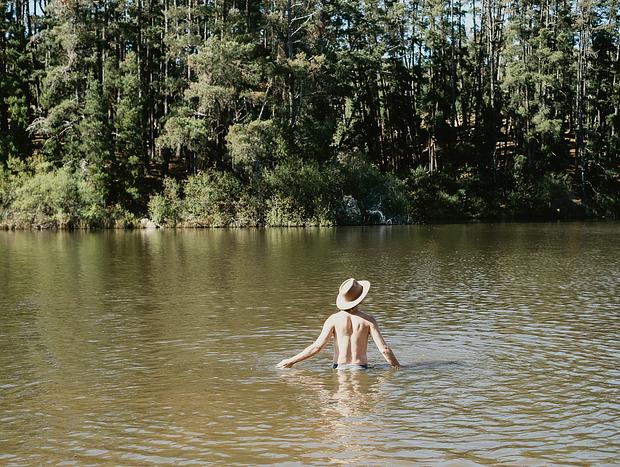 Photo 4 for Swimming at St Georges Lake
