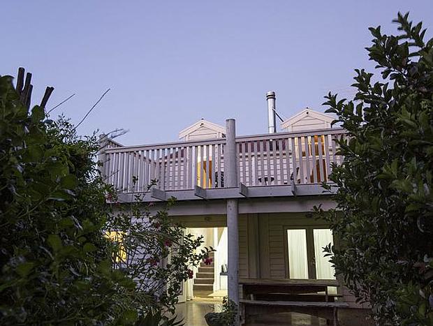 Photo 56 for Surfers Palace Torquay 1 min walk to the beach