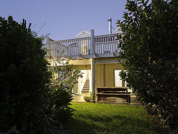 Photo 69 for Surfers Palace Torquay 1 min walk to the beach