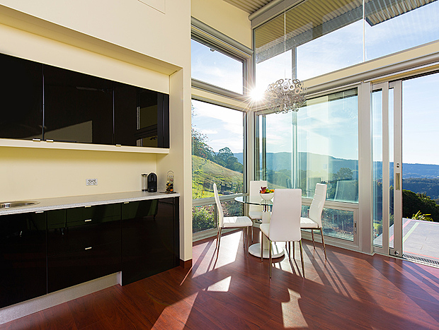 Photo 6 for Mt Hay Luxury Retreat