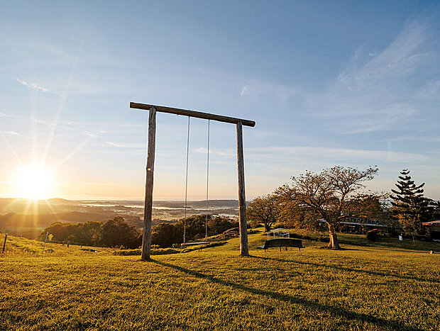Photo 16 for Mt Hay Luxury Retreat