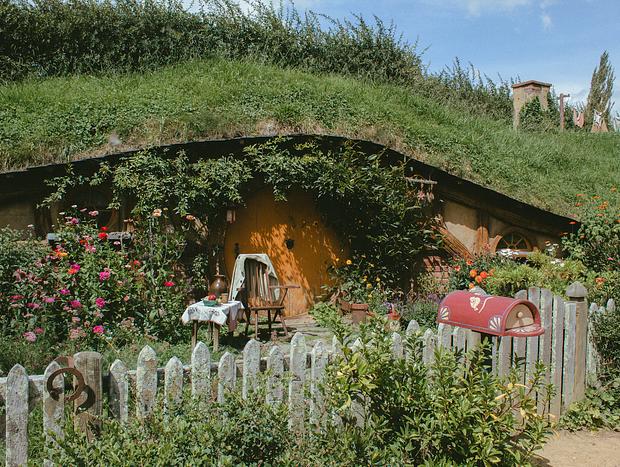 Photo 15 for Hobbit House Living