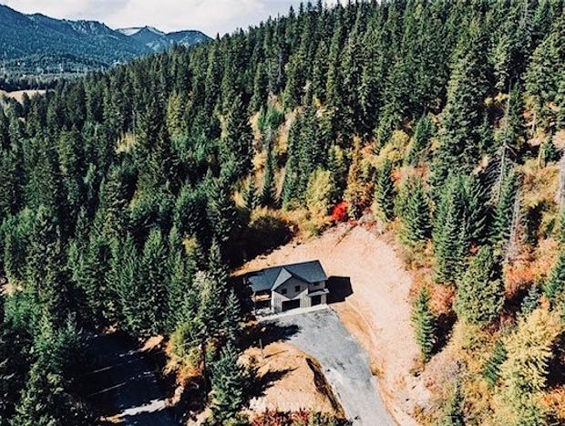Photo 15 for Peaceful Mountain Home on 5 acres w/ Hot Tub