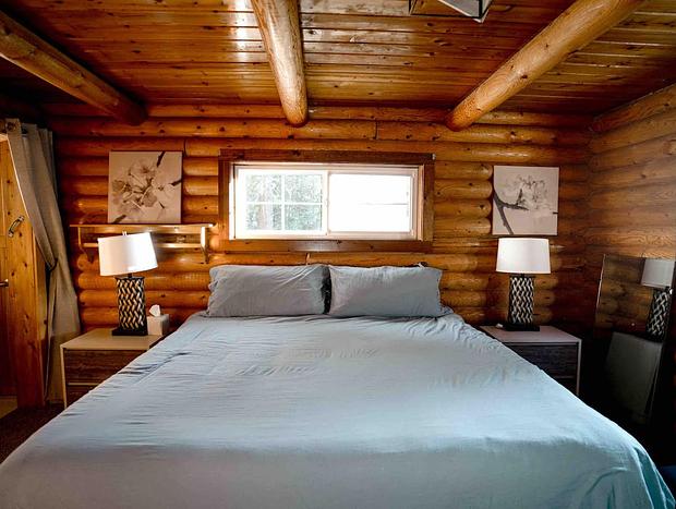 Photo 4 for Beautiful Updated Log Cabin In The Wilderness