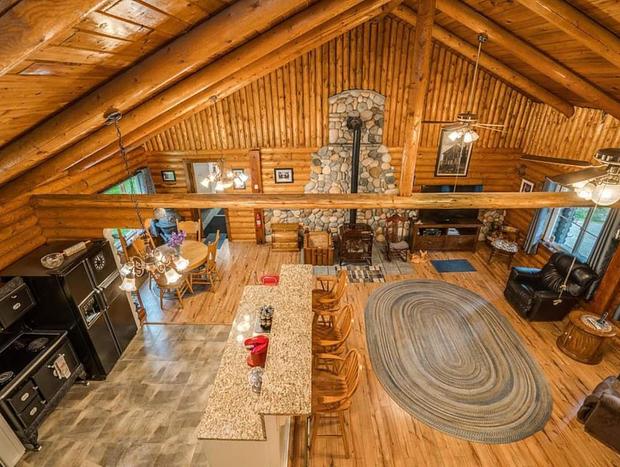 Photo 8 for Beautiful Updated Log Cabin In The Wilderness