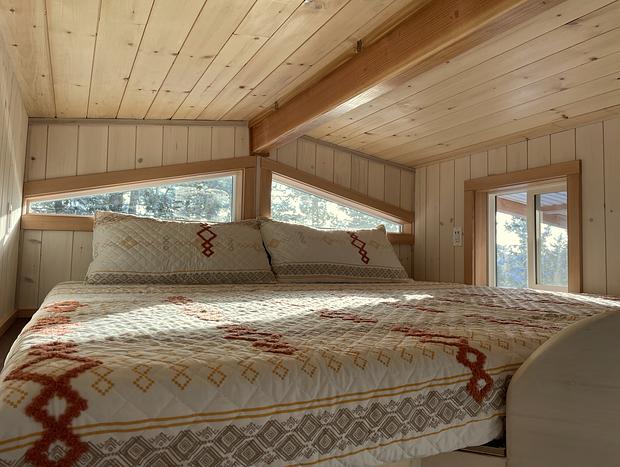 Photo 4 for The Eagle's Nest w/ Hot Tub & Water Views
